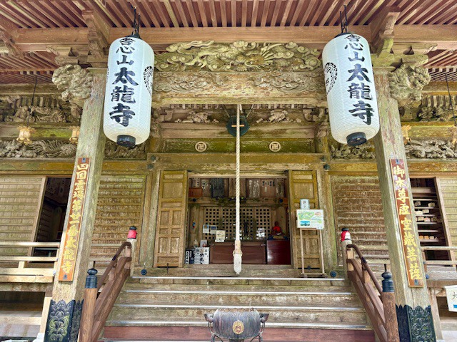 本堂（虚空蔵菩薩）
